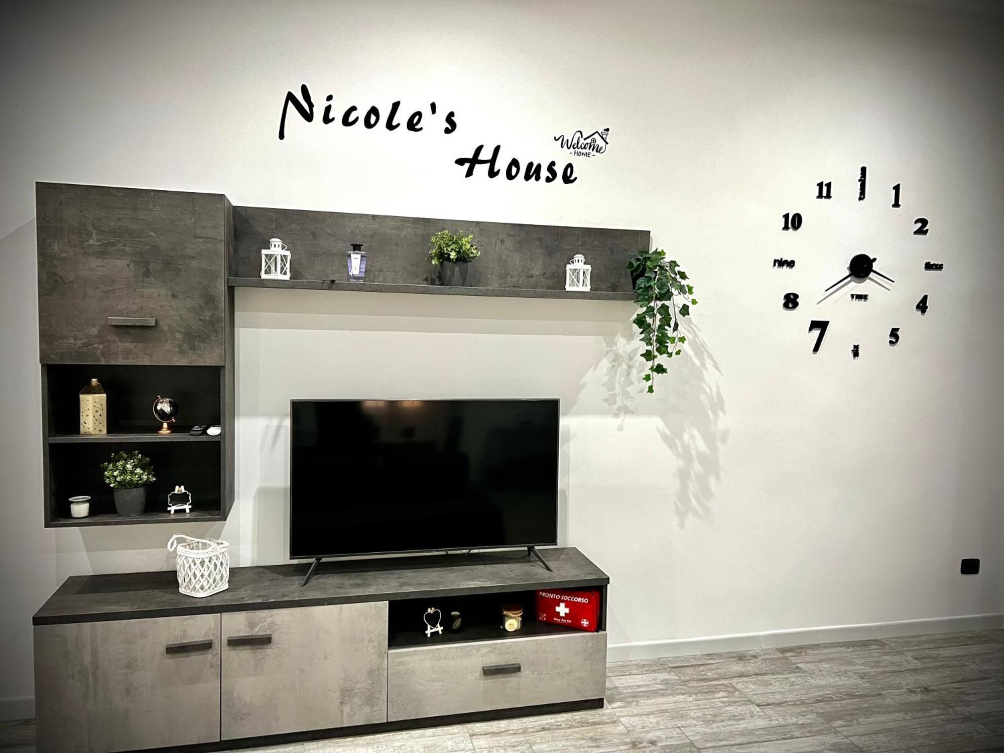 The Nicole's House بيت للعطل *